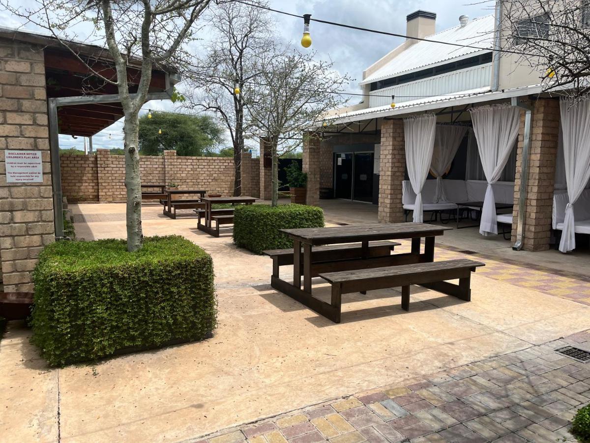 Conductor'S Inn Tsumeb Ngoại thất bức ảnh
